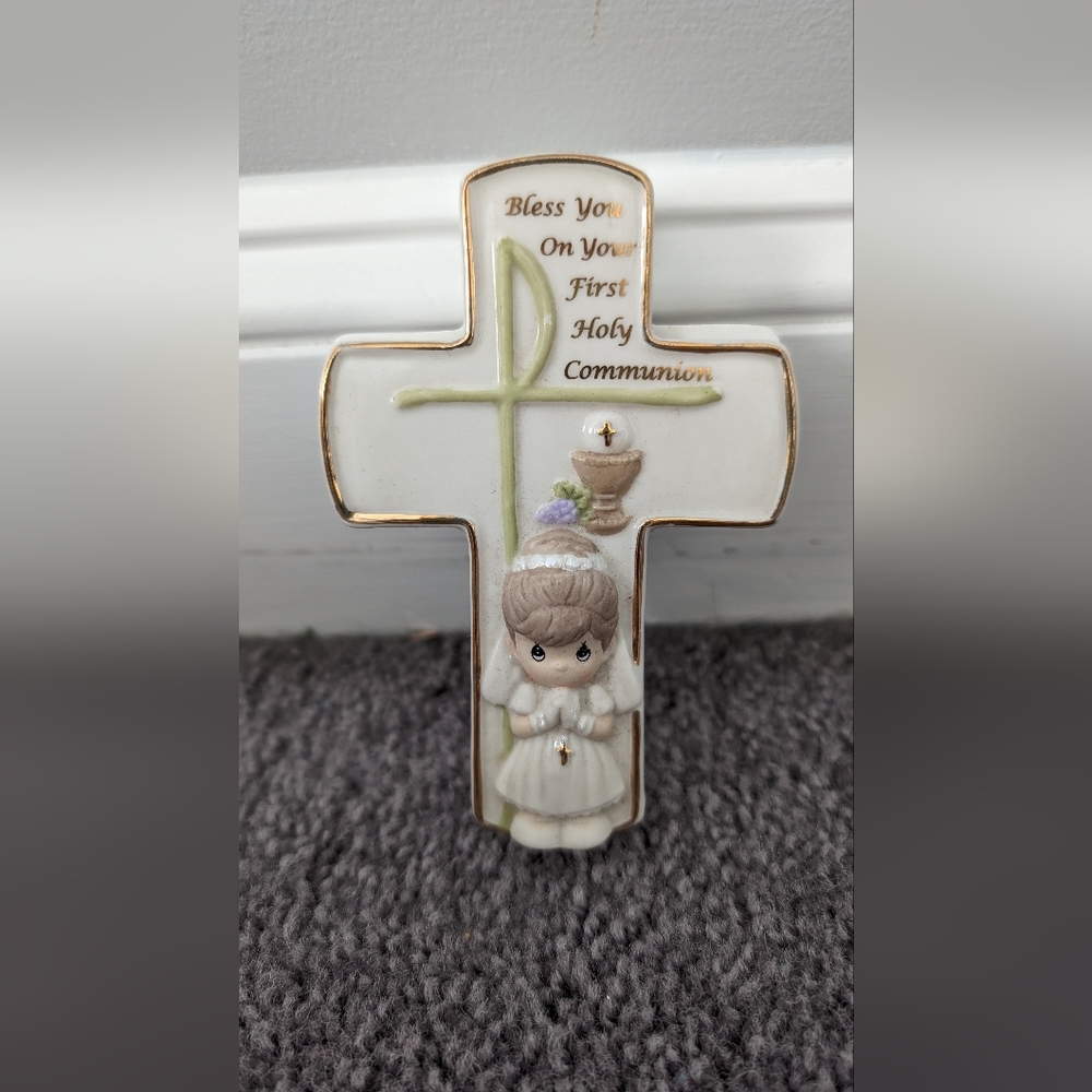 Precious moments first holy Communion crucifix ceramic box